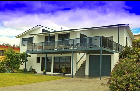 Rock Lobster - Accommodation Redcliffe 3
