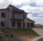 Relax on Par - Accommodation Redcliffe