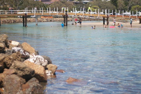 Jupiter 3 Scott Street - Accommodation Redcliffe 3