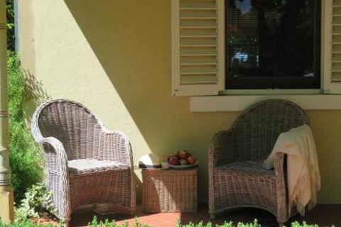 Dalton Cottage - Accommodation Redcliffe 3