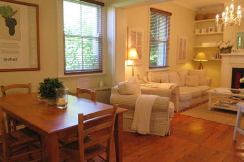 Dalton Cottage - Accommodation Redcliffe 4
