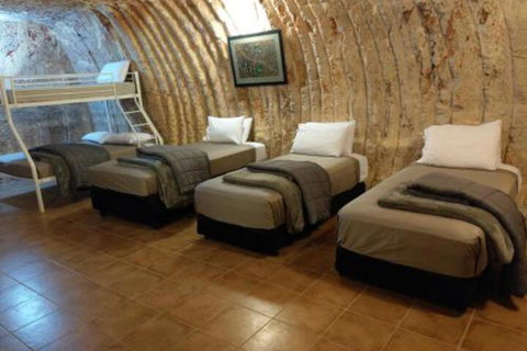 Zen Underground B & B - Accommodation Redcliffe 4