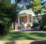 Colins Garden - Accommodation Redcliffe