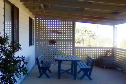 Driftwood On Dover - Accommodation Redcliffe 5