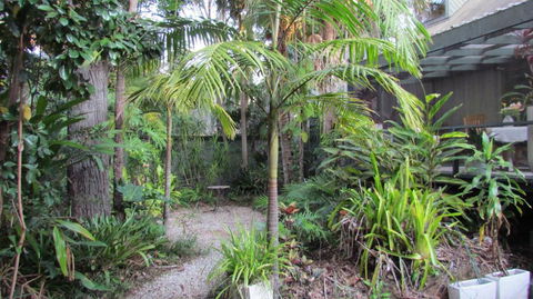 Lake Russell Retreat - Accommodation Redcliffe 1