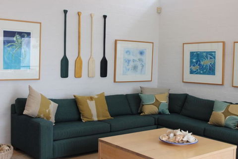 22 On COAST (Weekly Only) - Accommodation Redcliffe 1