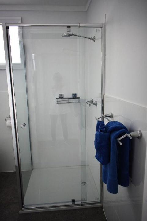 Sussex Palms Holiday Park - Accommodation Redcliffe 2
