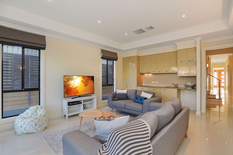 Ocean View Moana - Accommodation Redcliffe 3