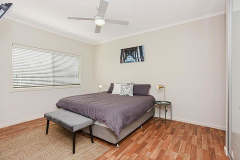 Moana Dreams - Accommodation Redcliffe 3