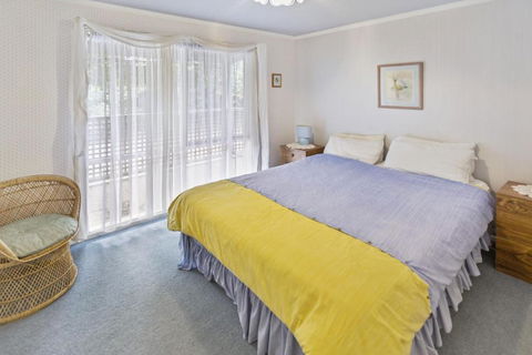 Cedar Cottage Close To Water & Pet Friendly - Accommodation Redcliffe 4