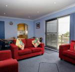 Anchorage 7 Beautifully Renovated Close to Rockpool - Accommodation Redcliffe