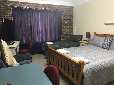 Lorac Bed & Breakfast - Accommodation Redcliffe 2
