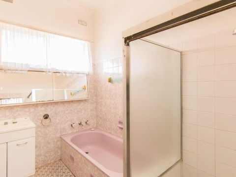 11 Peel Street - Accommodation Redcliffe 3