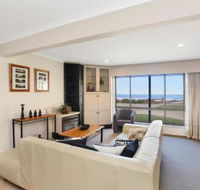 Right on the Beach at Moana - Accommodation Redcliffe