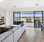 Tee Two on Troon 21 / 30 Troon Drive - Accommodation Redcliffe