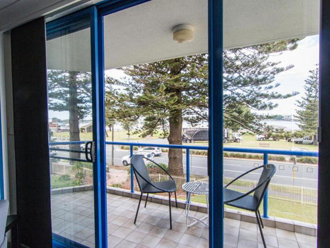 Heritage 202 Overlooking The Water - Accommodation Redcliffe 6