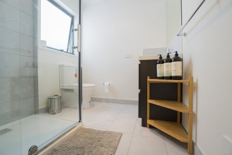 Amazing Sea Views Luxury Guest House - Accommodation Redcliffe 2
