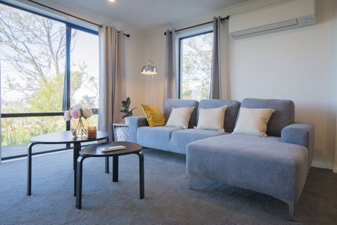 Amazing Sea Views Luxury Guest House - Accommodation Redcliffe 6