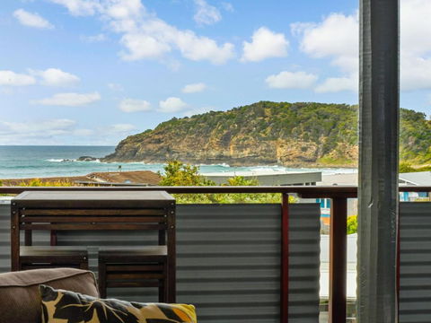 The Pole House - Accommodation Redcliffe 6