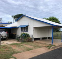 Gumby Gumby Cottage - Accommodation Redcliffe