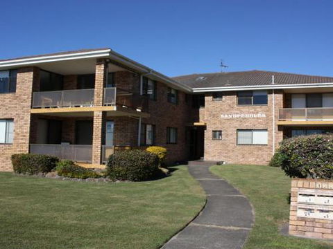 Sandpebbles 1 Pebbly Beach - Accommodation Redcliffe 3