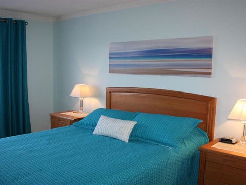 Sandpebbles 1 Pebbly Beach - Accommodation Redcliffe 6