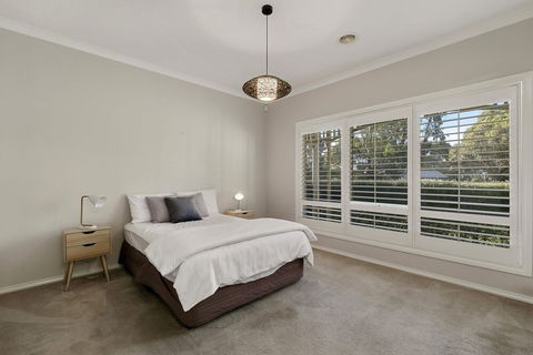 Waterview Estate Free Wifi Amazing Ocean Views - Accommodation Redcliffe 4