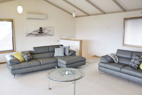 Elegant Style Bay Of Fires - Accommodation Redcliffe 5