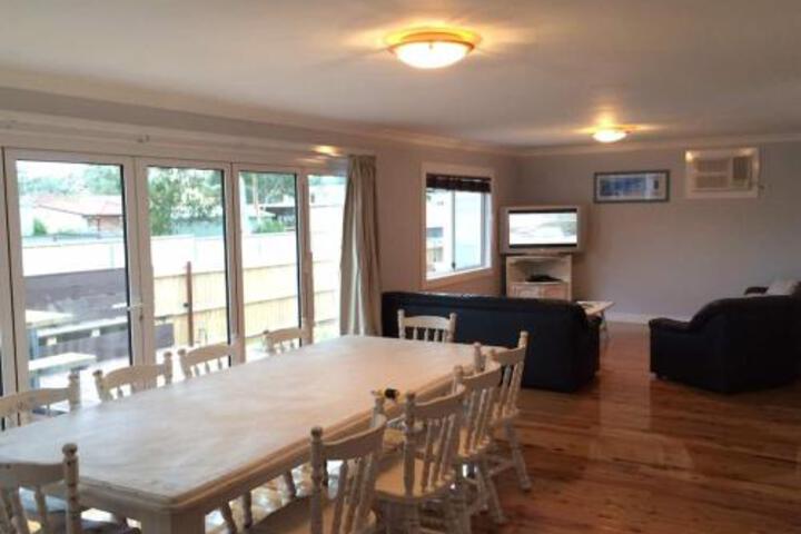 Orient Point NSW Accommodation Redcliffe