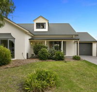 Beached AS Free Wifi Netflix  Foxtel Heated Pool - Accommodation Redcliffe