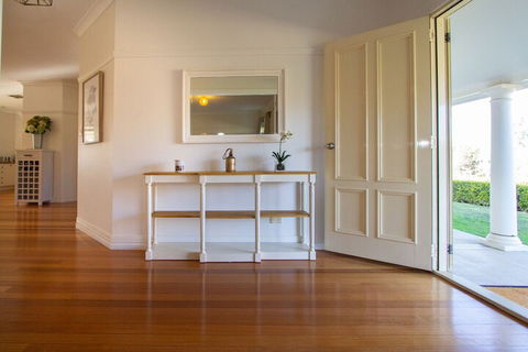 Bellfield House Mudgee - Accommodation Redcliffe 2