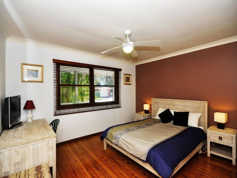 Brilliant Location - Accommodation Redcliffe 5