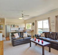 Just 4 Fun - Accommodation Redcliffe