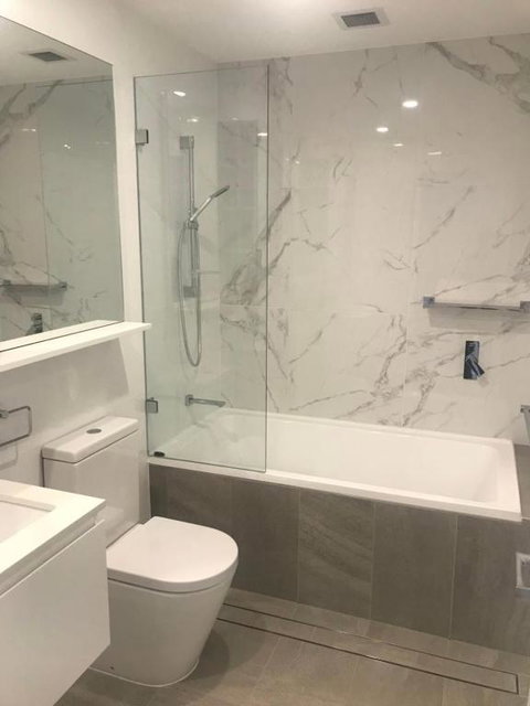 Elegant Design 2 Bed 2 Bath Apartment In Liverpool - Accommodation Redcliffe 4