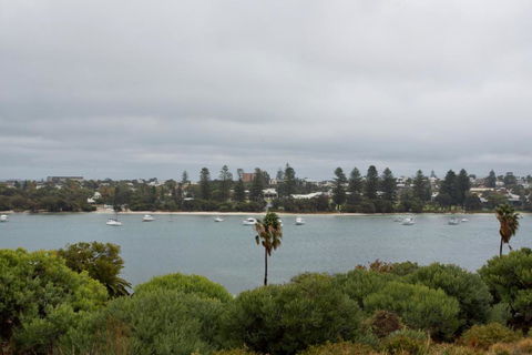 Riverside Arthouse - Accommodation Redcliffe 2