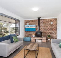 50 Lakeview - Accommodation Redcliffe