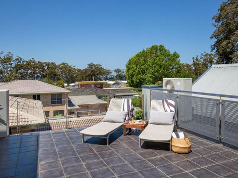 Bay Breeze (By Jervis Bay Rentals) - Accommodation Redcliffe 3