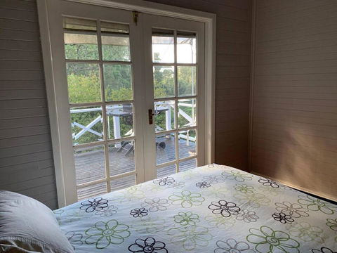 Warby Weekender - Accommodation Redcliffe 3