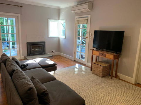 Warby Weekender - Accommodation Redcliffe 1