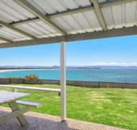 Amazing Aspects perched above Tilbury Cove - Accommodation Redcliffe