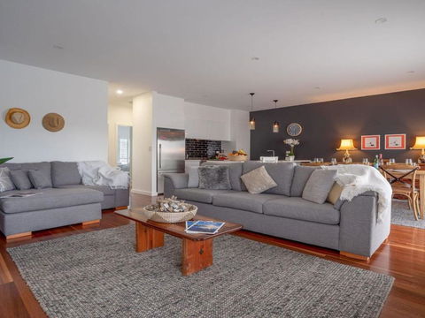 Bella K Style Comfort & Location - Accommodation Redcliffe 1