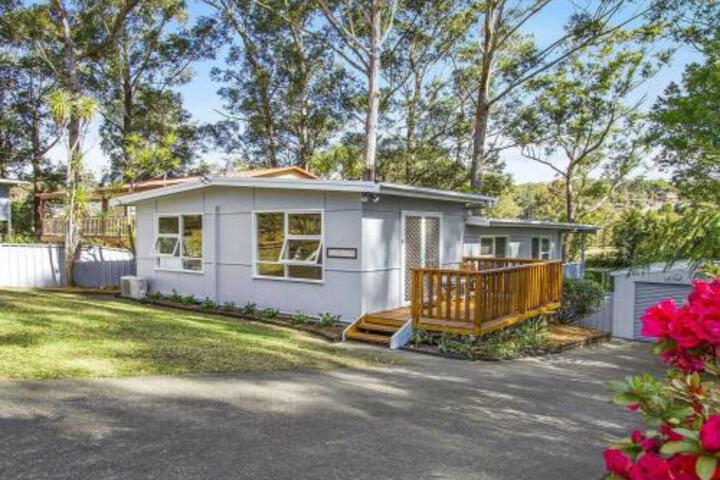 Mount Kingiman ACT Accommodation Redcliffe