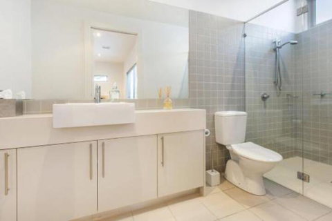 PALM COURT RETREAT MORNINGTON - Accommodation Redcliffe 6