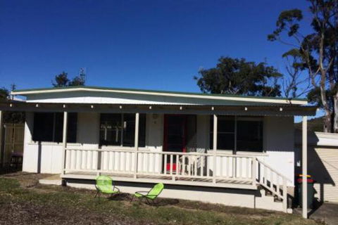 Merry Street Cottage - Accommodation Redcliffe 0