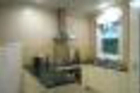Skymirror Cottage - Accommodation Redcliffe 4