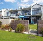 Serenity Shores by Jervis Bay Rentals - Accommodation Redcliffe