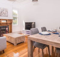 Beautiful Pre-loved Ashfield 4 Bedroom Home - Accommodation Redcliffe