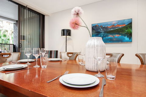 DD Apartments At ICC - Accommodation Redcliffe 6
