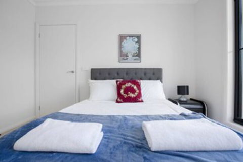 Captivating Large 4br@narre Warren - Accommodation Redcliffe 0