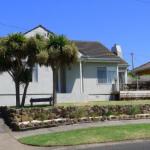 BEACHPOINT COTTAGE - Accommodation Redcliffe 0